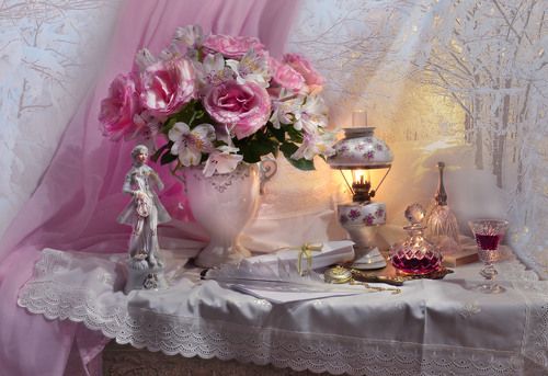 Скрипач играл забытые мотивы...