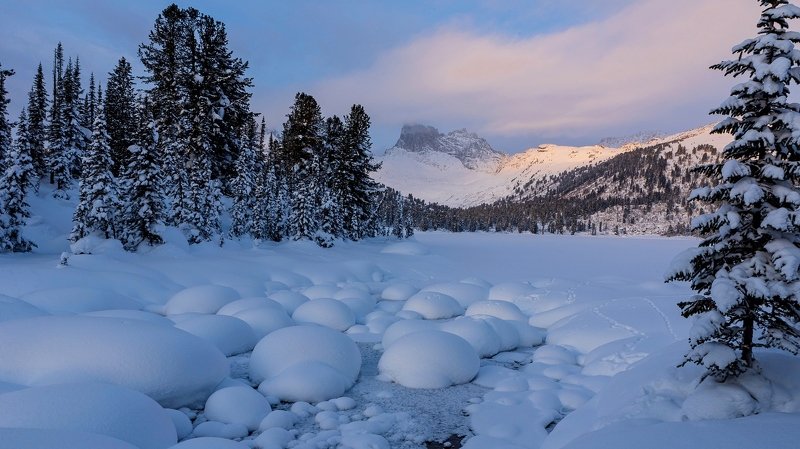 ергаки, ручей, светлый, зима, озеро, птица, январь, мороз, исток, вечер, шары Величие фото превью