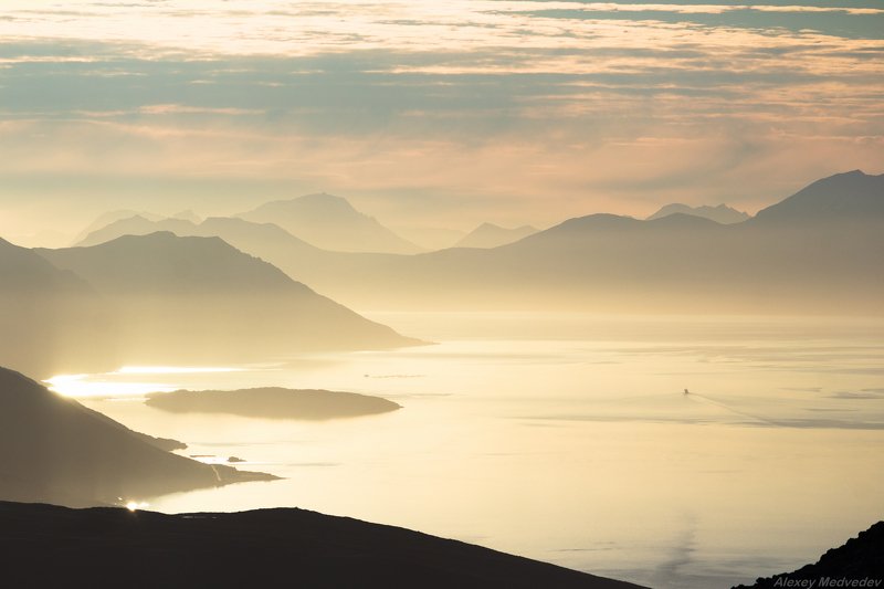 Тромсе, Норвегия, пляж, море, серер, острова, скалы, панорама, norway, tromso Утренний залив фото превью