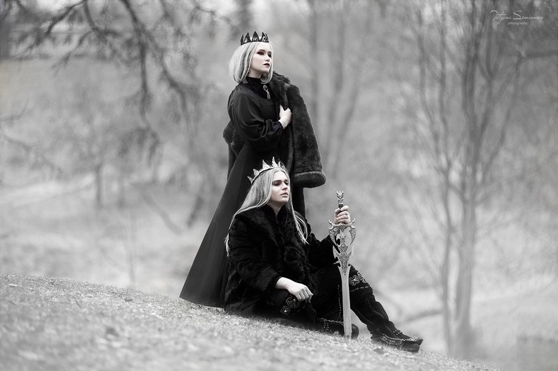 Черное королевство, короли, блонины, красивые модели, черное, белое, сказочная фотосессия, волшебство  Темное королевство фото превью
