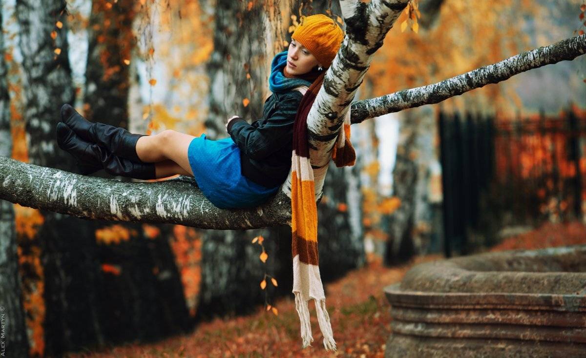 осень, береза, вднх, девушка, шарф, сон, полет, Alexander Martynov