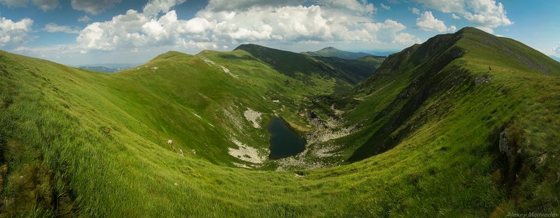 гори, горное озеро, карпати, гірське озеро, чорногорський хребет, впадина, льодовиковий кар, бребенескул, томнатик Ледниковый кар и Бребенескул фото превью