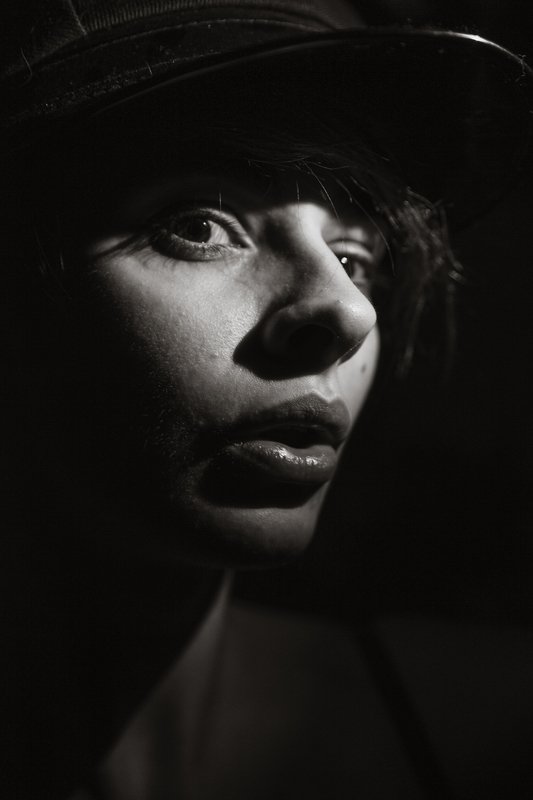 Автопортрет фото превью