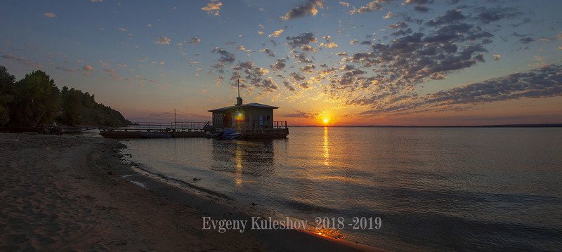 казань, нижний услон, волга, река , рассвет, евгений кулешов, причал, дебаркадер, Рассвет на Волге фото превью