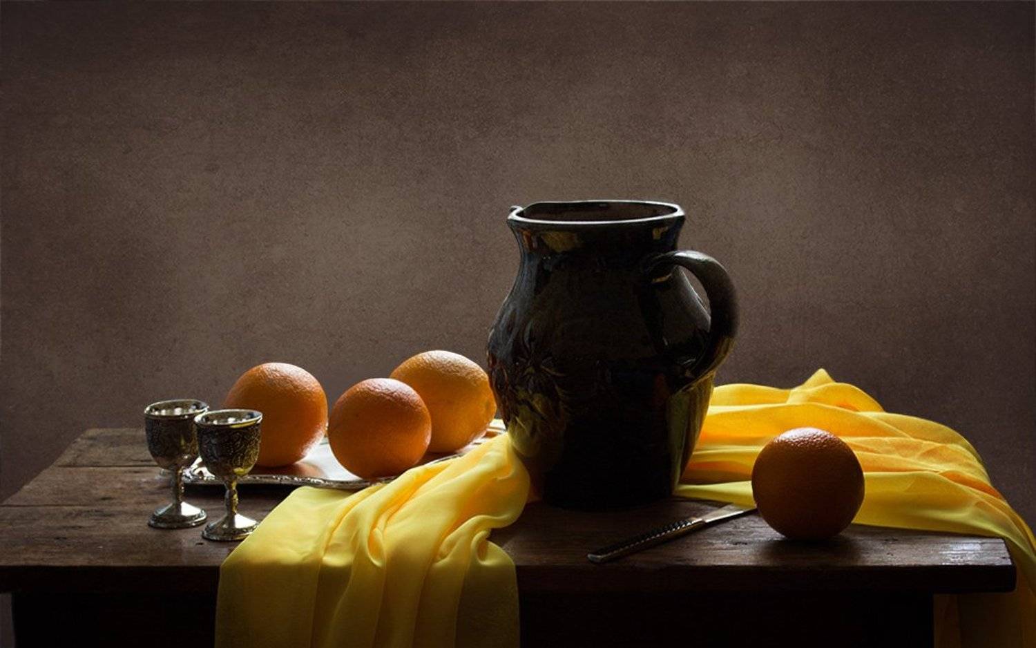 Кувшин, апельсины, рюмки, драпировка, Людмила Крюкова