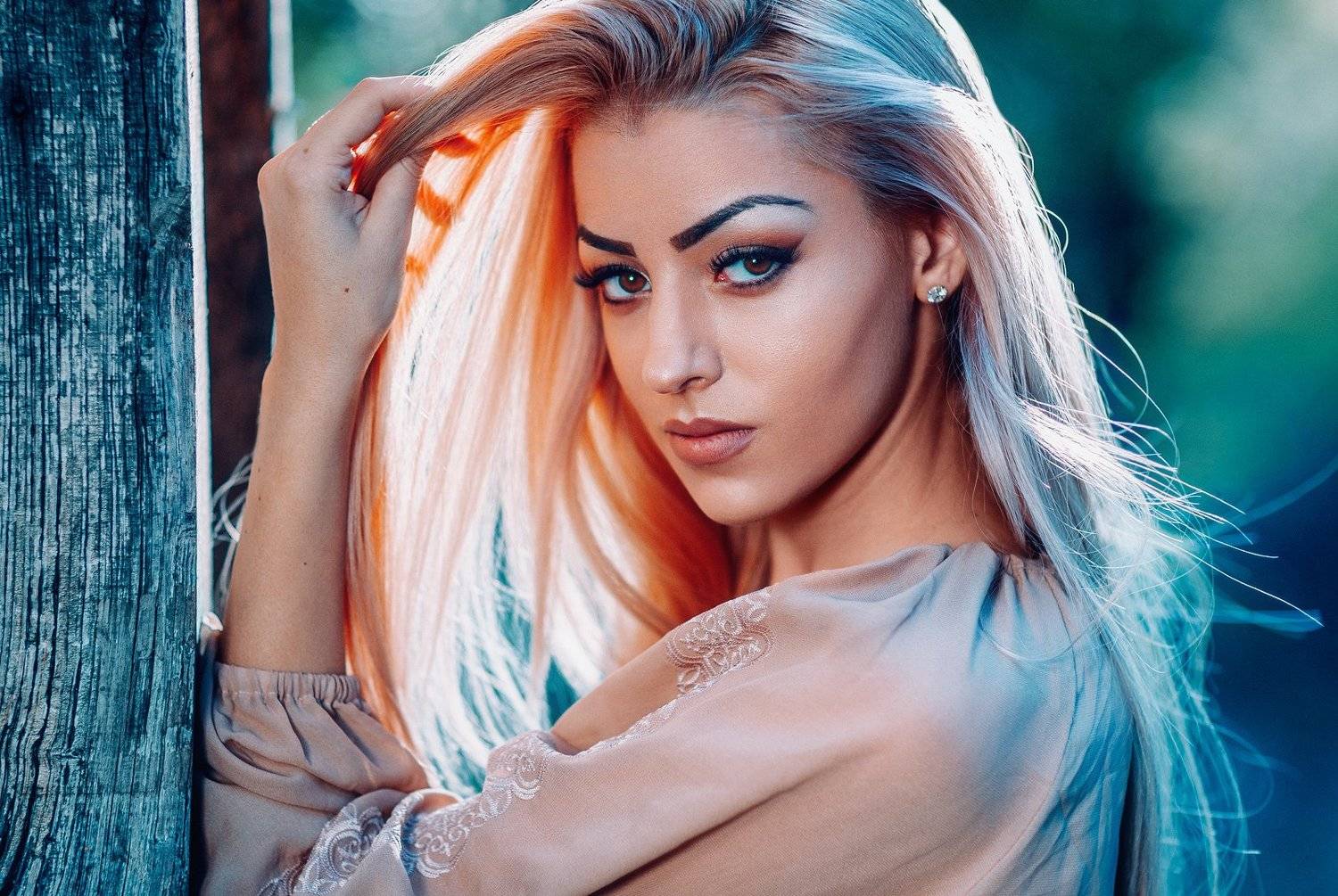 , Деян Романов