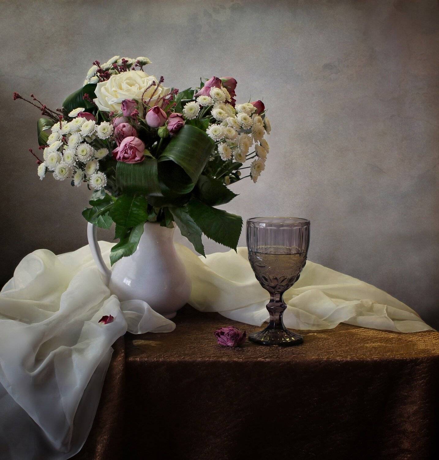 натюрморт, цветы, букет, бокал, Ковалева Светлана