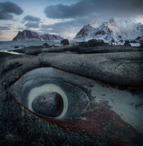 The Eye of the north