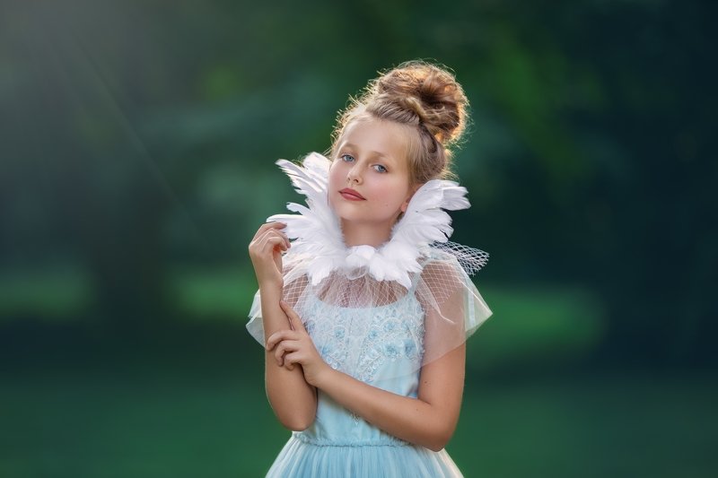 Children Gorgeous greens. фото превью