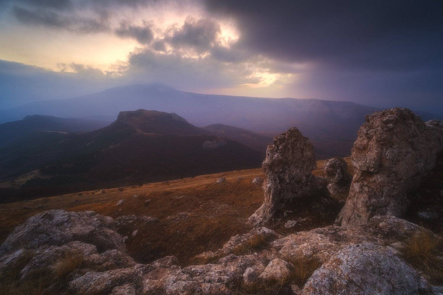 россия, крым, демерджи, полуостров, черное море, природа, пейзаж, осень, бухта, облака, вечер, закат, заход солнца, сумерки, горы, Оборотов Алексей