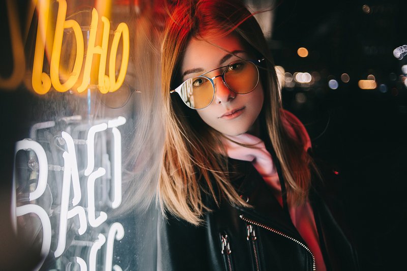 фотограф москва девушка модель студия свет фотография тело красота canon позирование гламур портрет стиль НЕОН фото превью