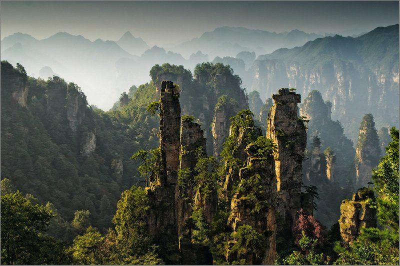 чжанцзяцзе, китай Чжанцзяцзе (张家界)- родина семьи Чжан фото превью