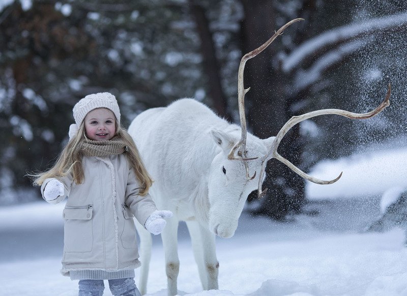девочка, олень,зима, рождество, путешествие, children, kids, reindeer, winter, travel, emotions Путешествие в Рождество фото превью