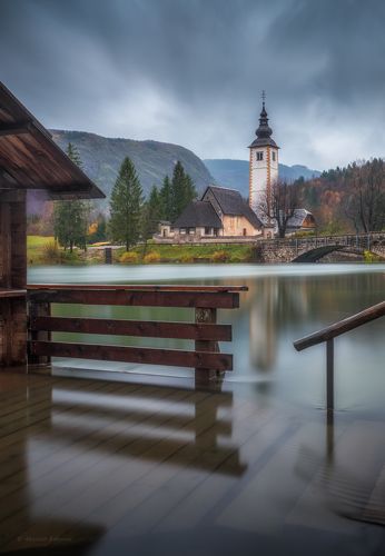 Осеннее озеро Бохинь...