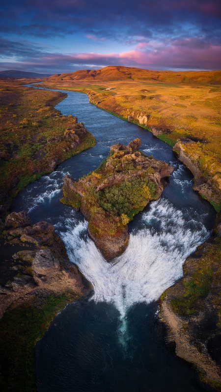 Hjálparfoss фото превью