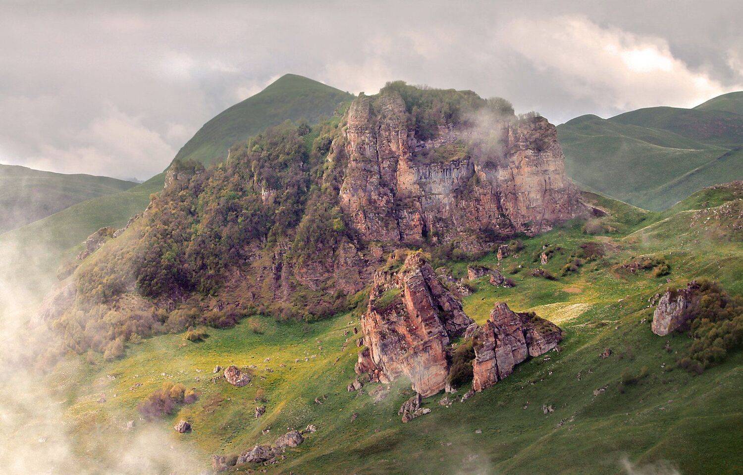 горы,туман,вершины,пейзаж,небо,деревья,чечня,природа, Marat Magov