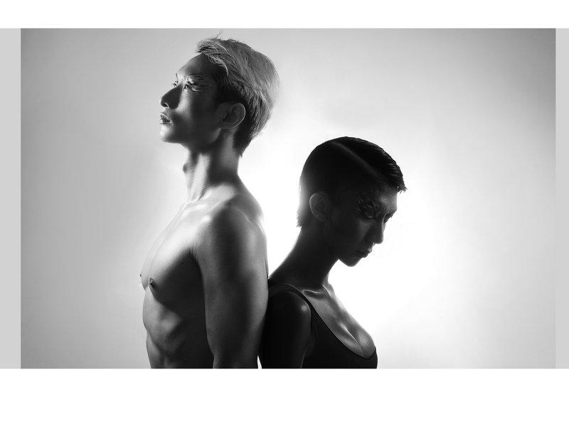 BLACK & WHITE фото превью