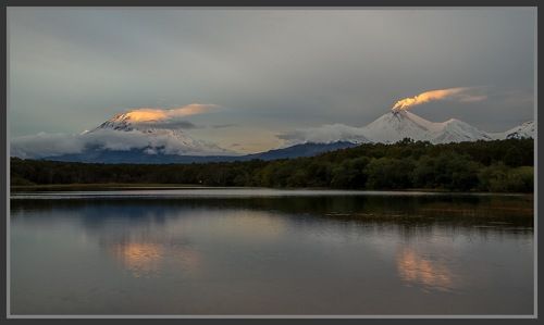 Факелы вулканов .