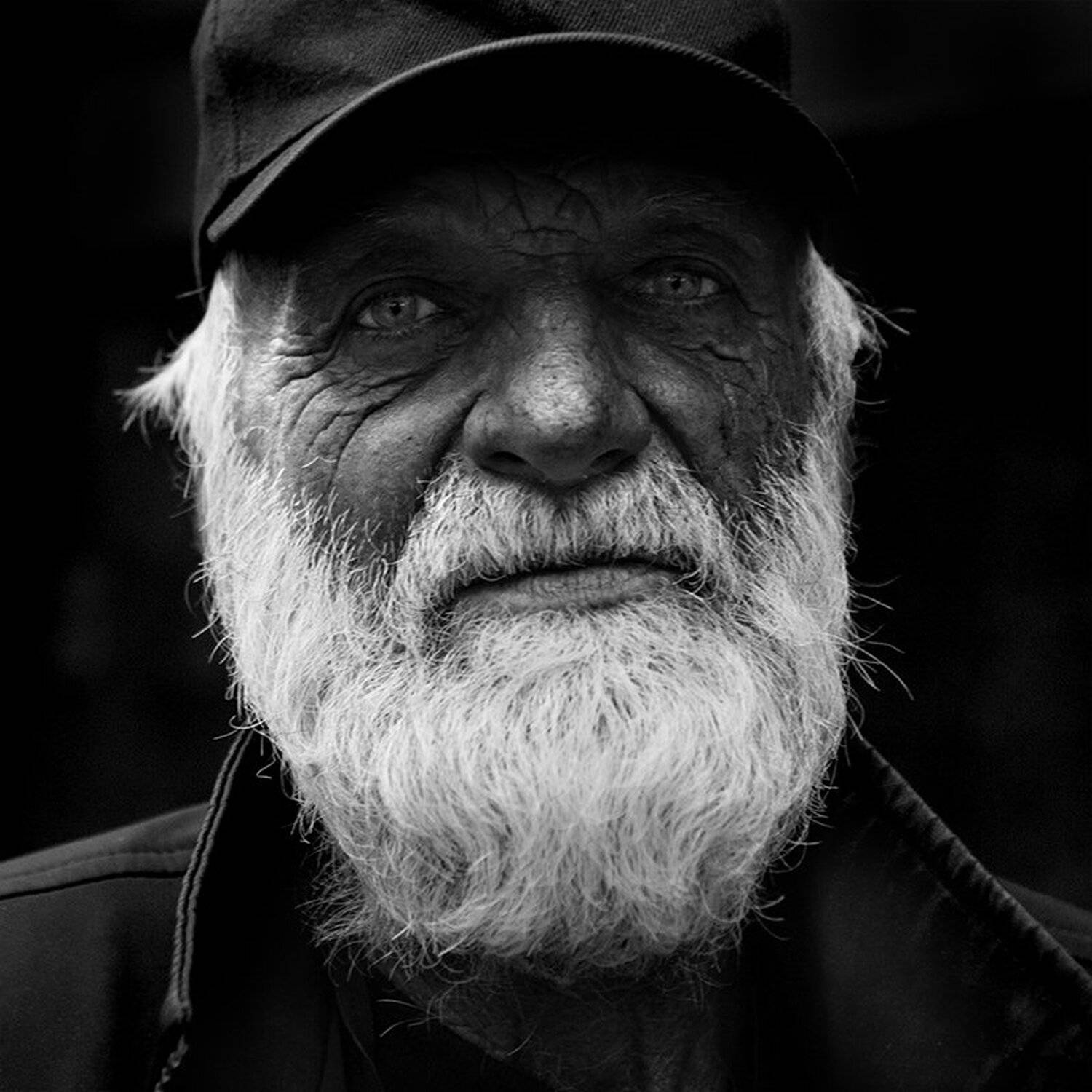 портрет, квадрат, калинин юрий ,ч/б фото, уличная фотография, юрец, люди, лица, город, санкт-петербург ,фотограф, лица протеста, Юрий Калинин