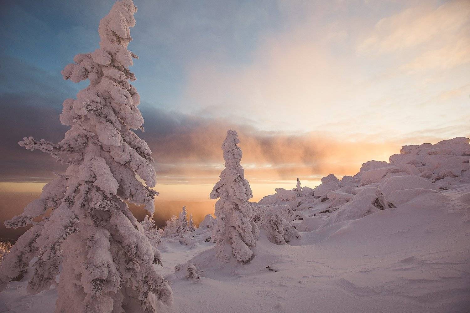Таганай, пейзаж, зима, снег, облака, туман, восход, Урал, Владимир Кочкин