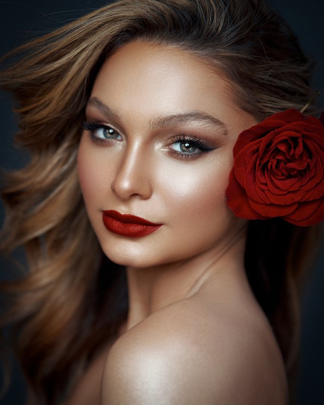 Red lip фото превью