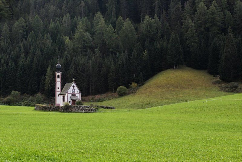 италия, лес, часовня === фото превью