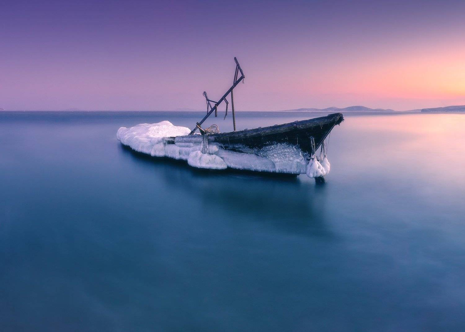 сумерки, море, лодка, зима, Андрей Кровлин