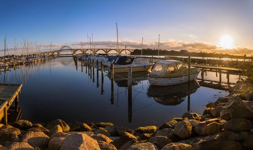 Дания. Вечер на пристани.