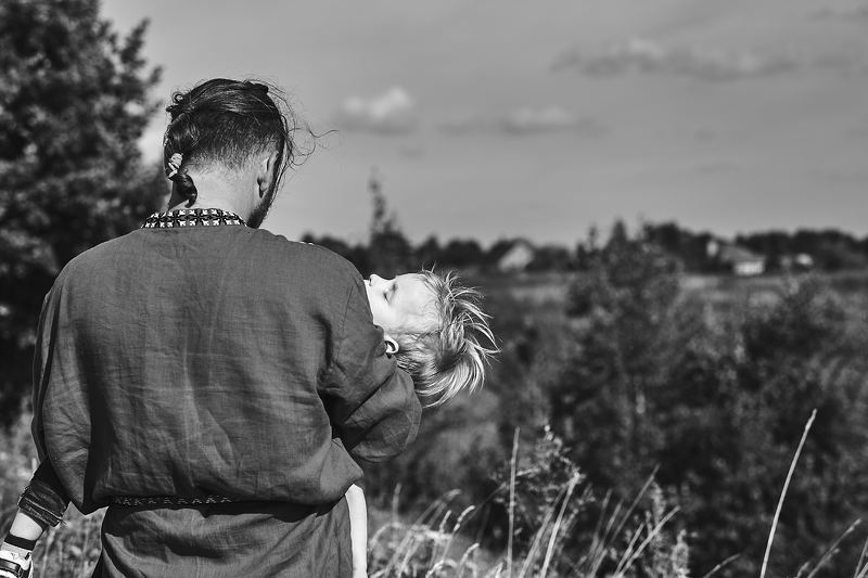 папа, семья, сон, природа С папой как за каменной стеной фото превью