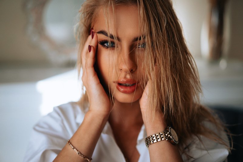 девушка мокрые волосы Маша фото превью