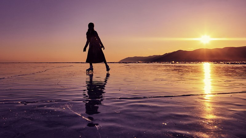 По льду Байкала фото превью