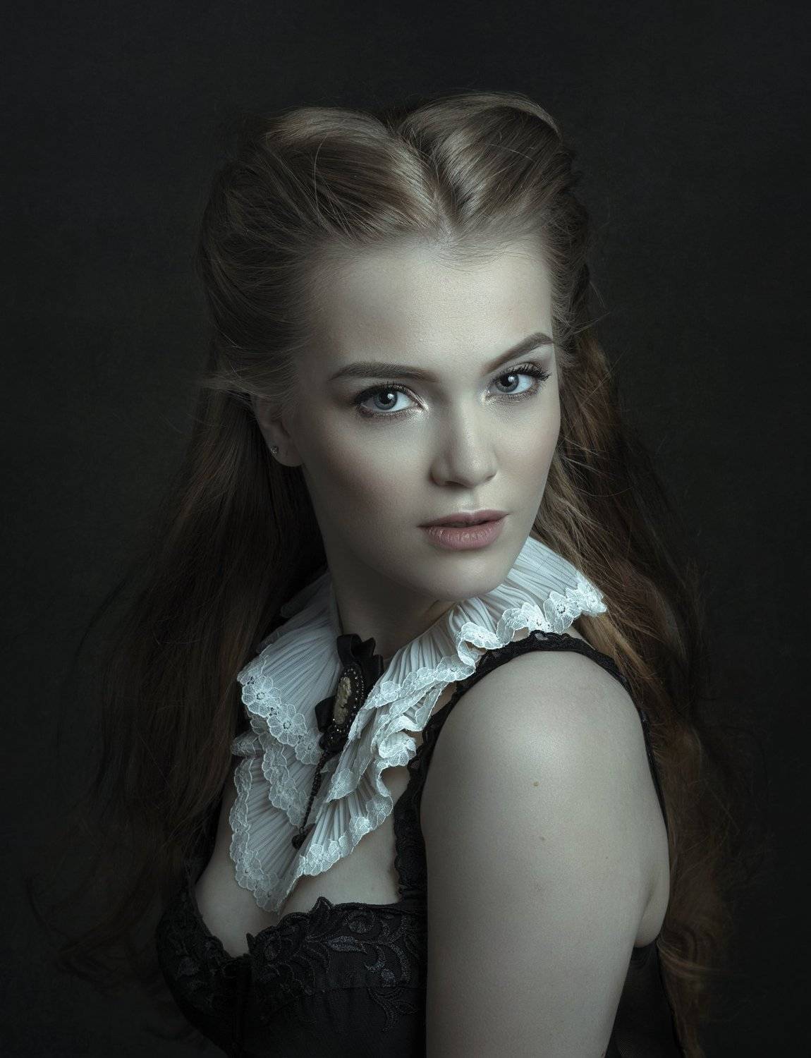 fine art , постановочная фотография ,жанровый портрет, губы , portrait, Natalia Kholodova