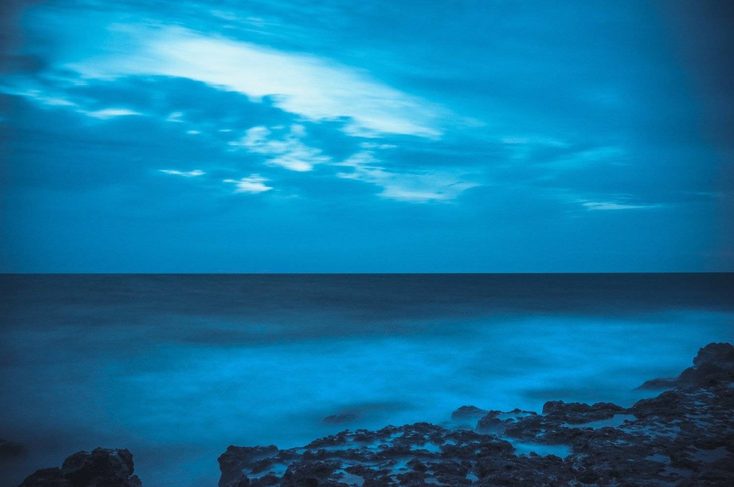 море, ночь, черное море, скалы, берег, вода, облака, крым, длинная выдержка, небо, crimea, night, rocks, sea, blacksea, longexposure, sky, blue, clouds, beach, Владислав Грибов