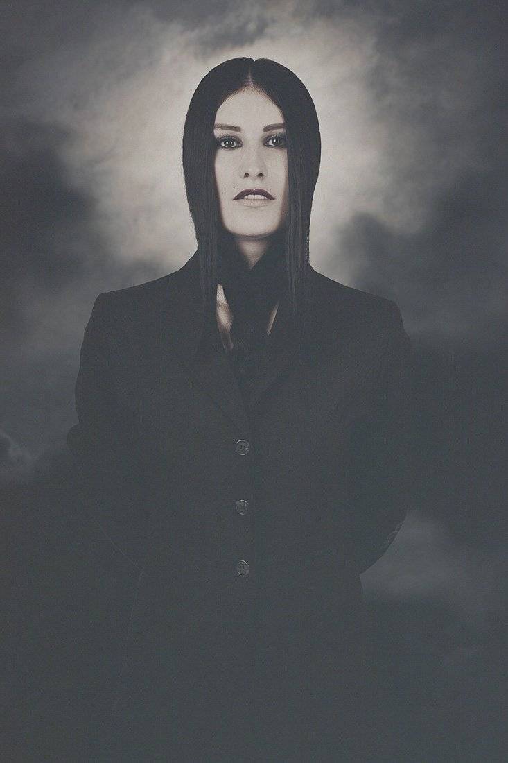 , Роман Глосс