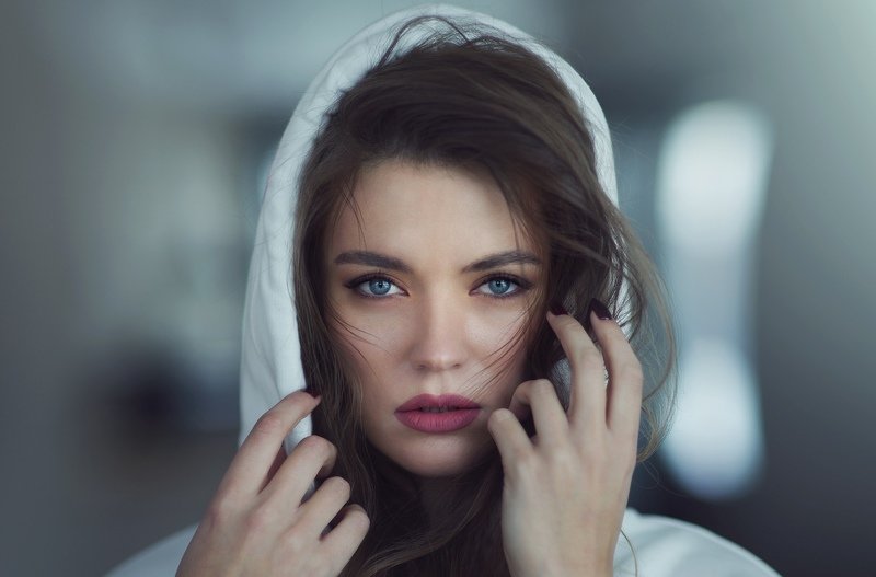 LOOK AT ME фото превью