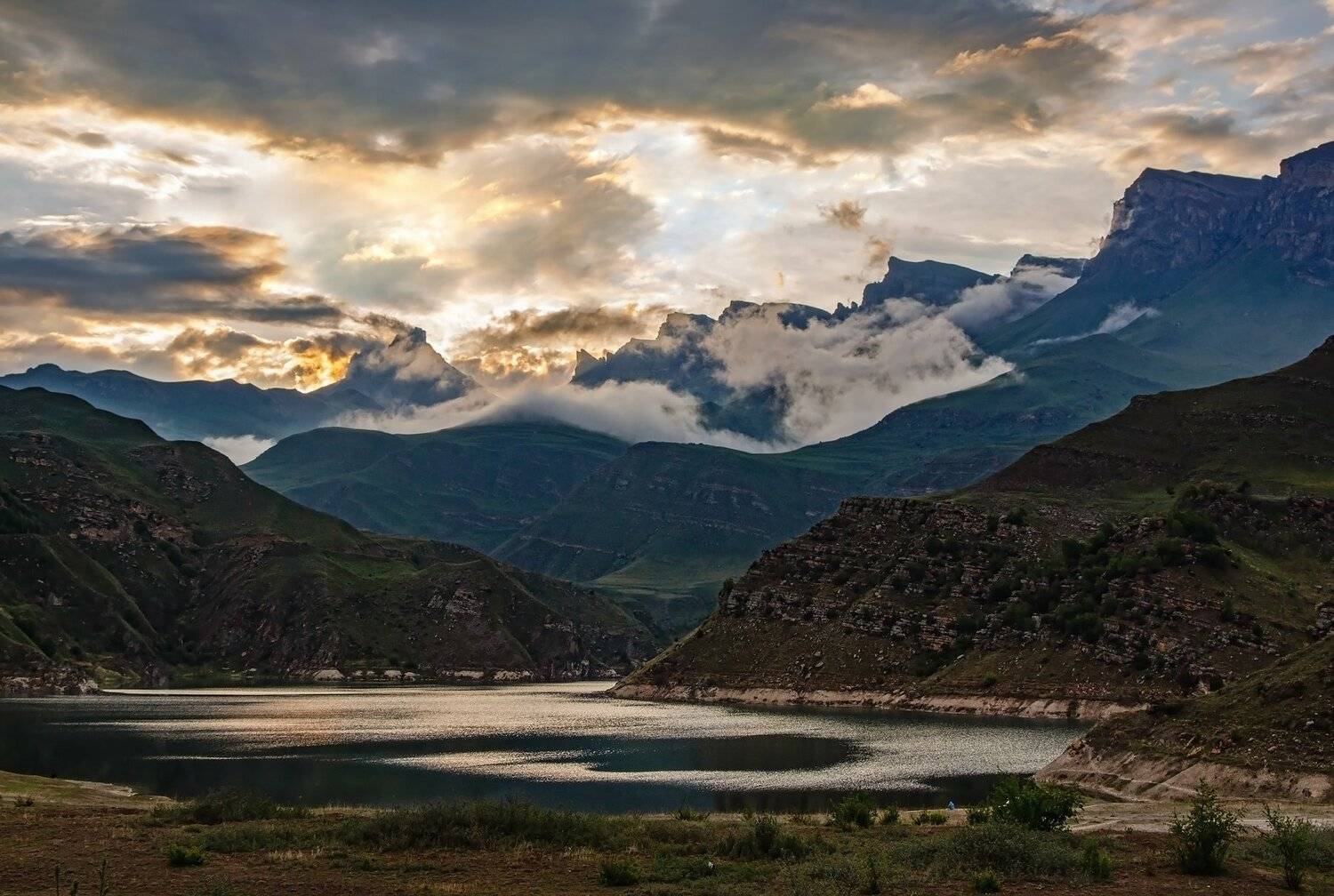 горы, эльбрус,кавказ,озеро, Бевцик Светлана