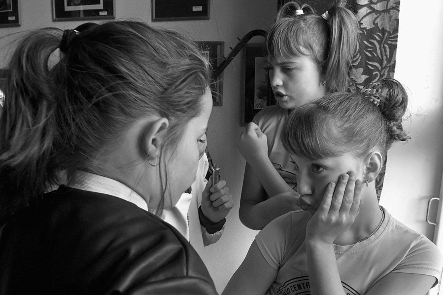 девочка, взгляд, чб, апатиты, танцы, Николай Смоляк