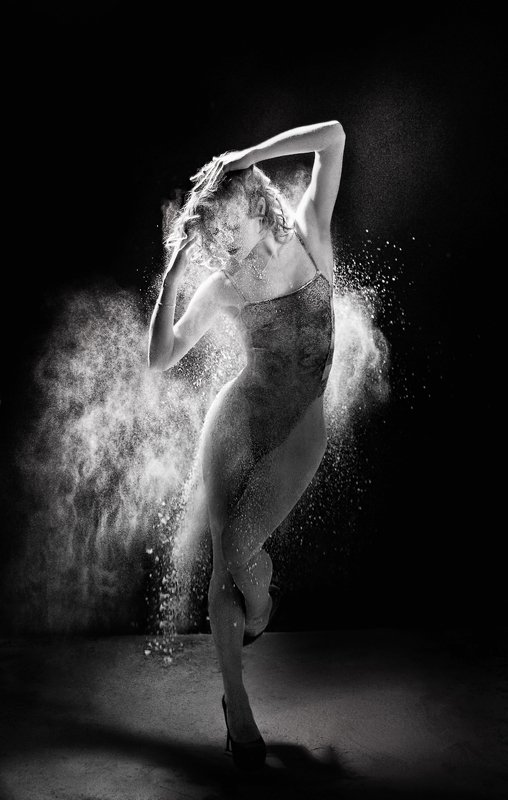 мука; движение **** фото превью