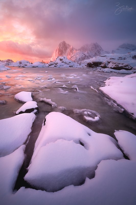 lofoten, islands, norway, landscape, лофотены, острова, норвегия, пейзаж, февраль, зима, природа, север, розовый, рассвет, горы, лед, облака, Sund фото превью