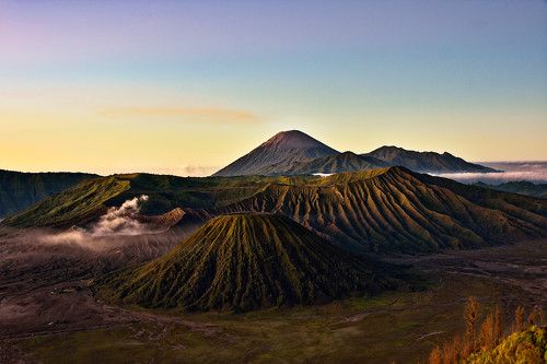 Рассвет на вулкане Бромо