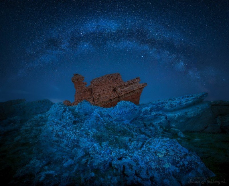 ночь,казахстан,мангистау,звезды,млечный путь,пейзаж,корабль,природа,фототур,астротур Один в каменных льдах фото превью