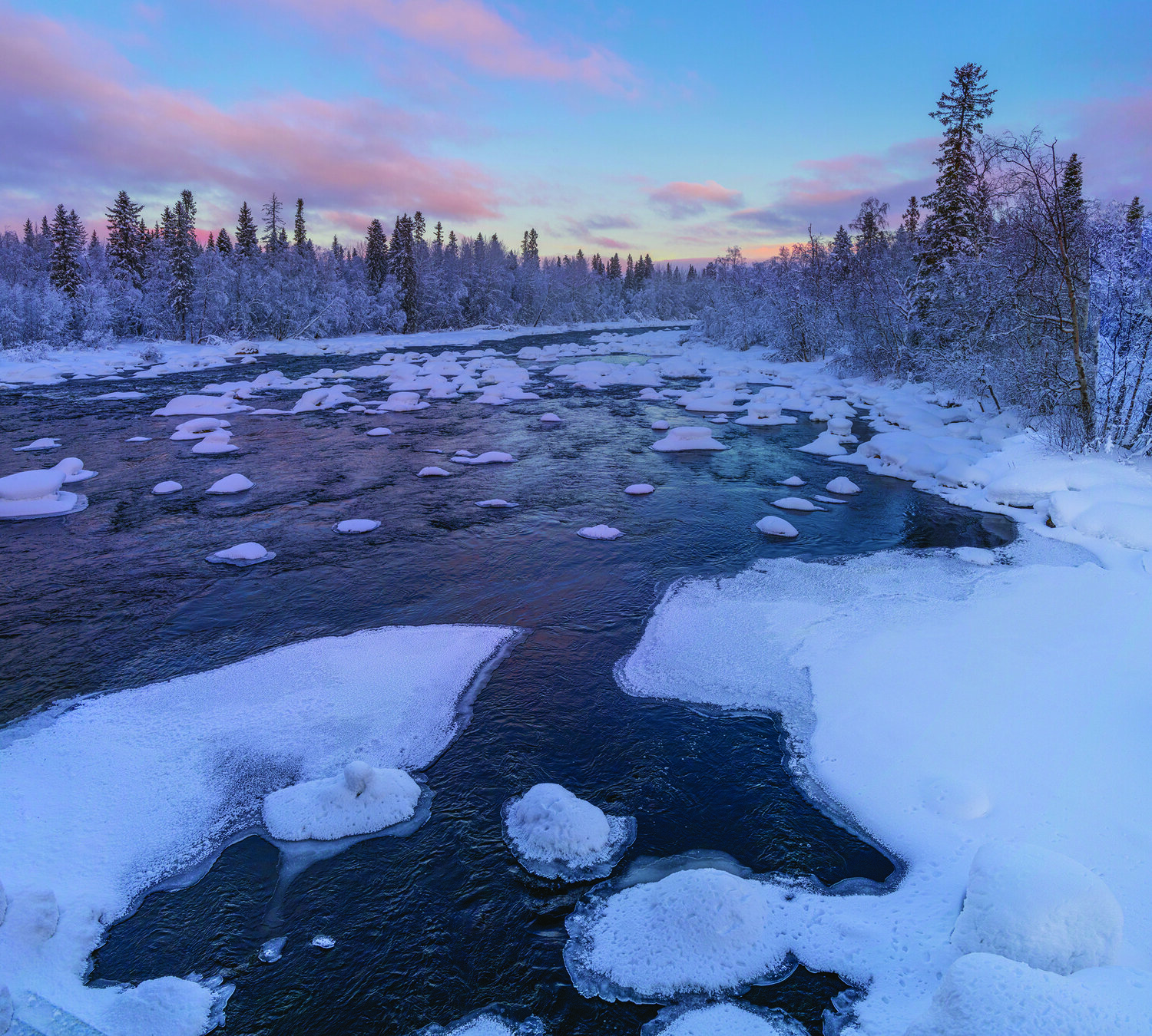 Фототуры с Владимиром Рябковым, Кольский полуостров #river #montains #valley #landscape #hiking #nature #instagood #day #fotofanatics_nature #trip #explore #wildlifephotography #photographer #photo #global_hotshotz #sky #view #natgeotravel #natgeoru #горы, Владимир Рябков