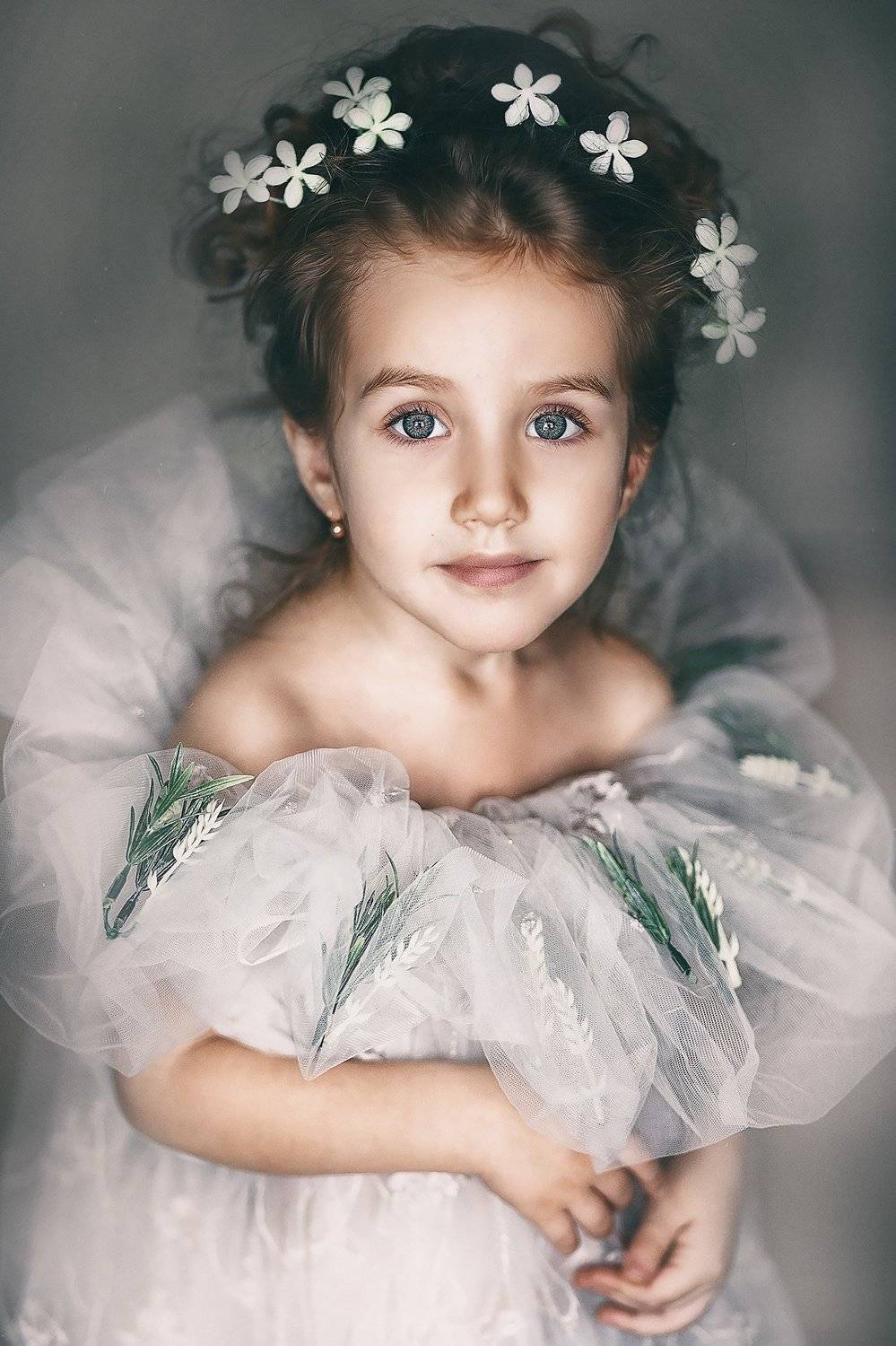 девочка, цветы, Евгения Ружанская