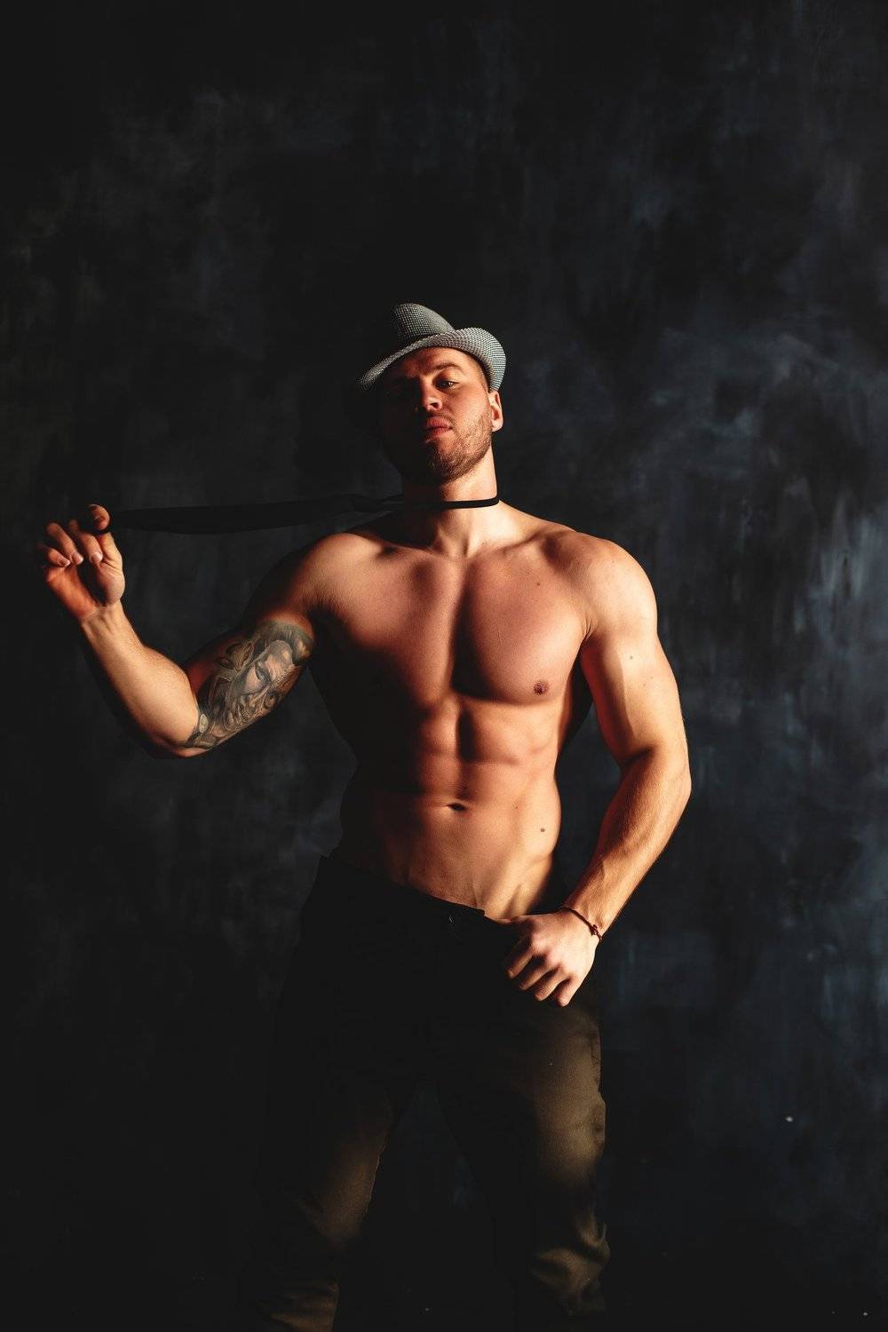 , ANTON KHOMENKO https://www.patreon.com/ant_vipp
