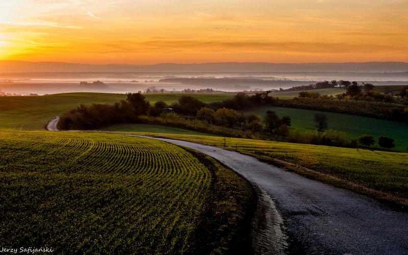 I walk around Moravia фото превью