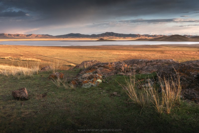 хан-тенгри, тузколь, казахстан, тянь-шань, фототуры по казахстану, озеро Тузколь фото превью