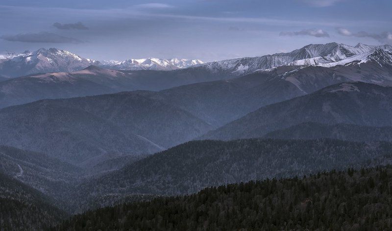 Прощание лучей с горами фото превью