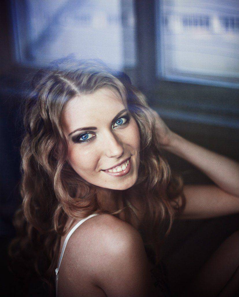 , Анна Сокол