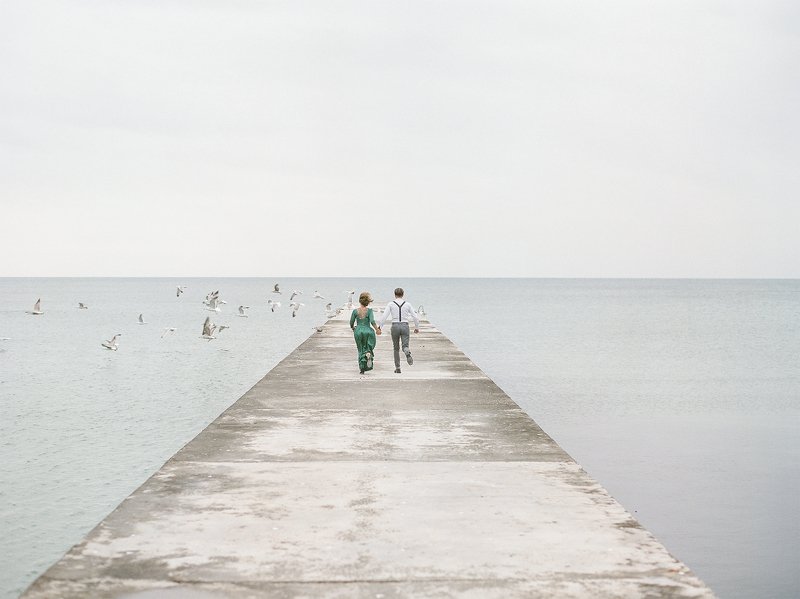 portrait, analogue, film, contax645, fuji400h, richardphotolab Engagement session in Bulgaria фото превью