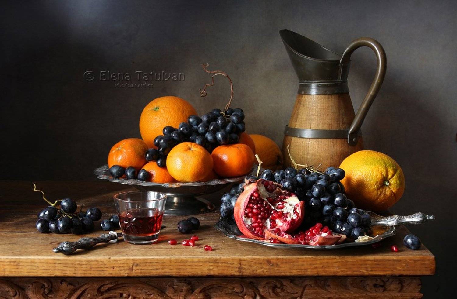 фрукты, вино, кувшин, апельсины, виноград, Елена Татульян